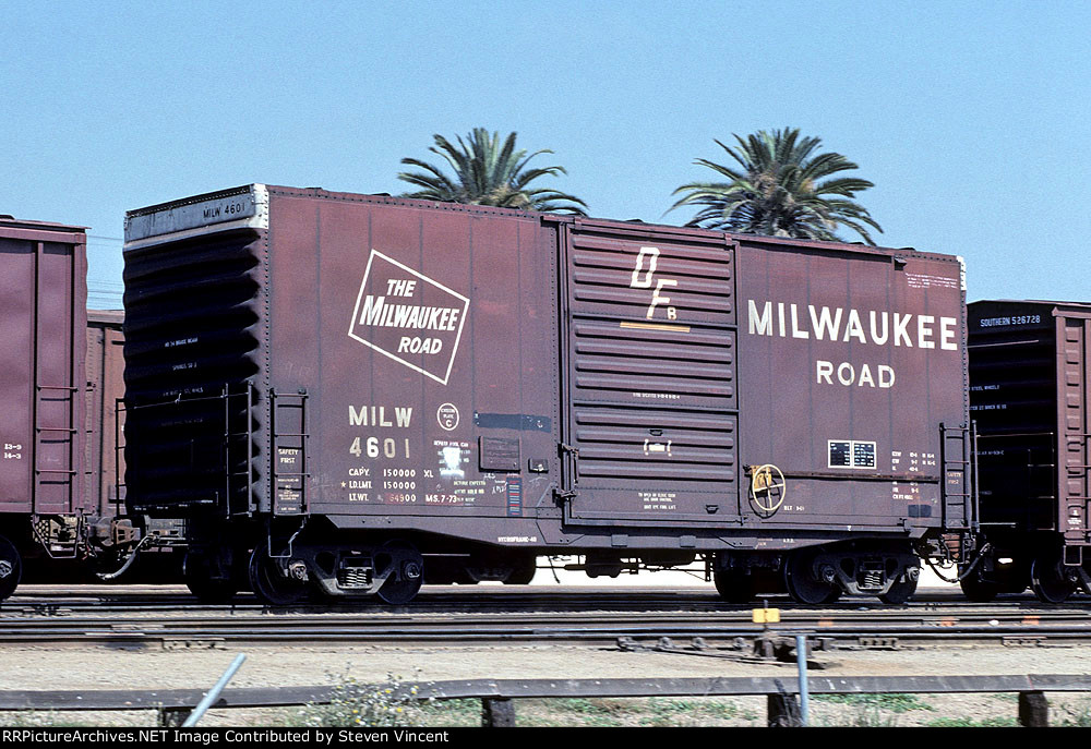 Milwaukee Road 40' appliance box MILW #4601